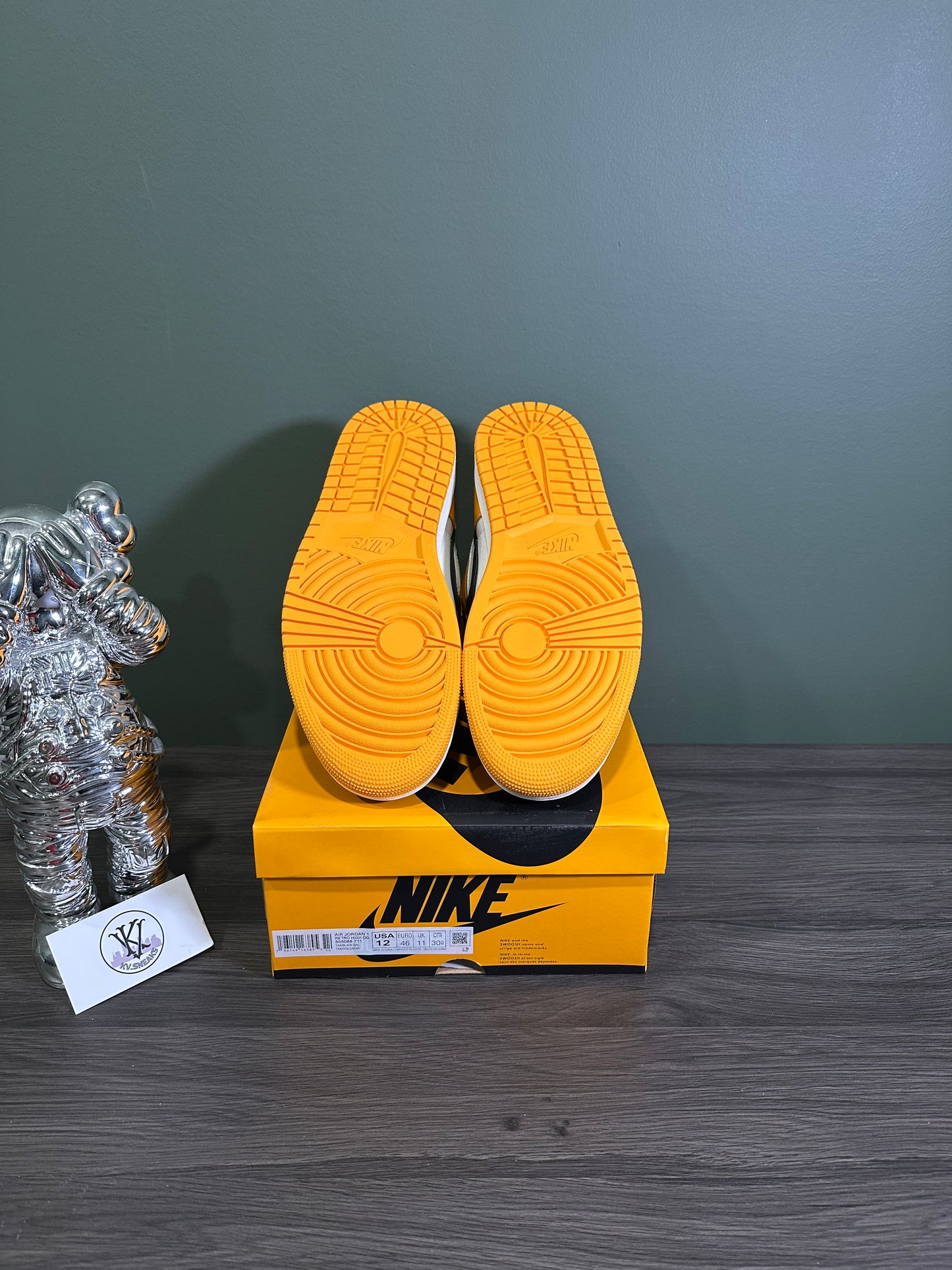 Jordan 1 High Taxi