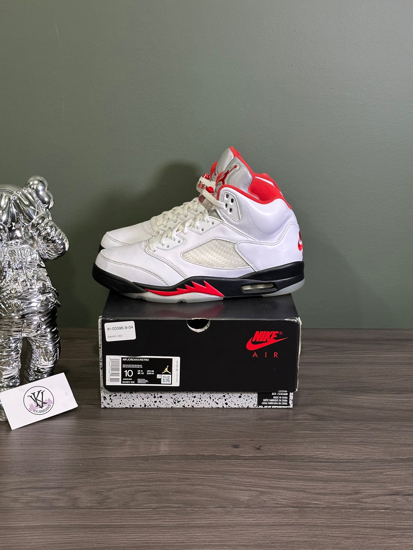 Jordan 5 Fire Red Silver Tongue