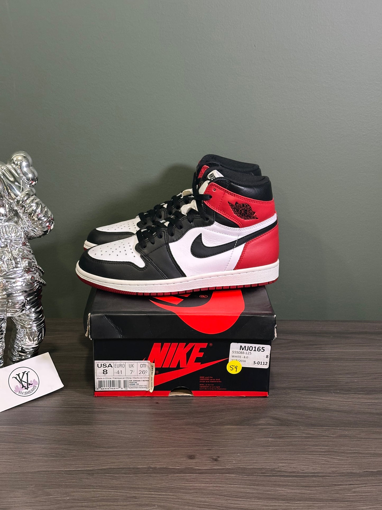 Jordan 1 High Black Toe 2016