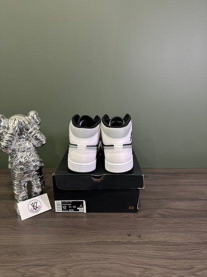 Jordan 1 Mid White Shadow