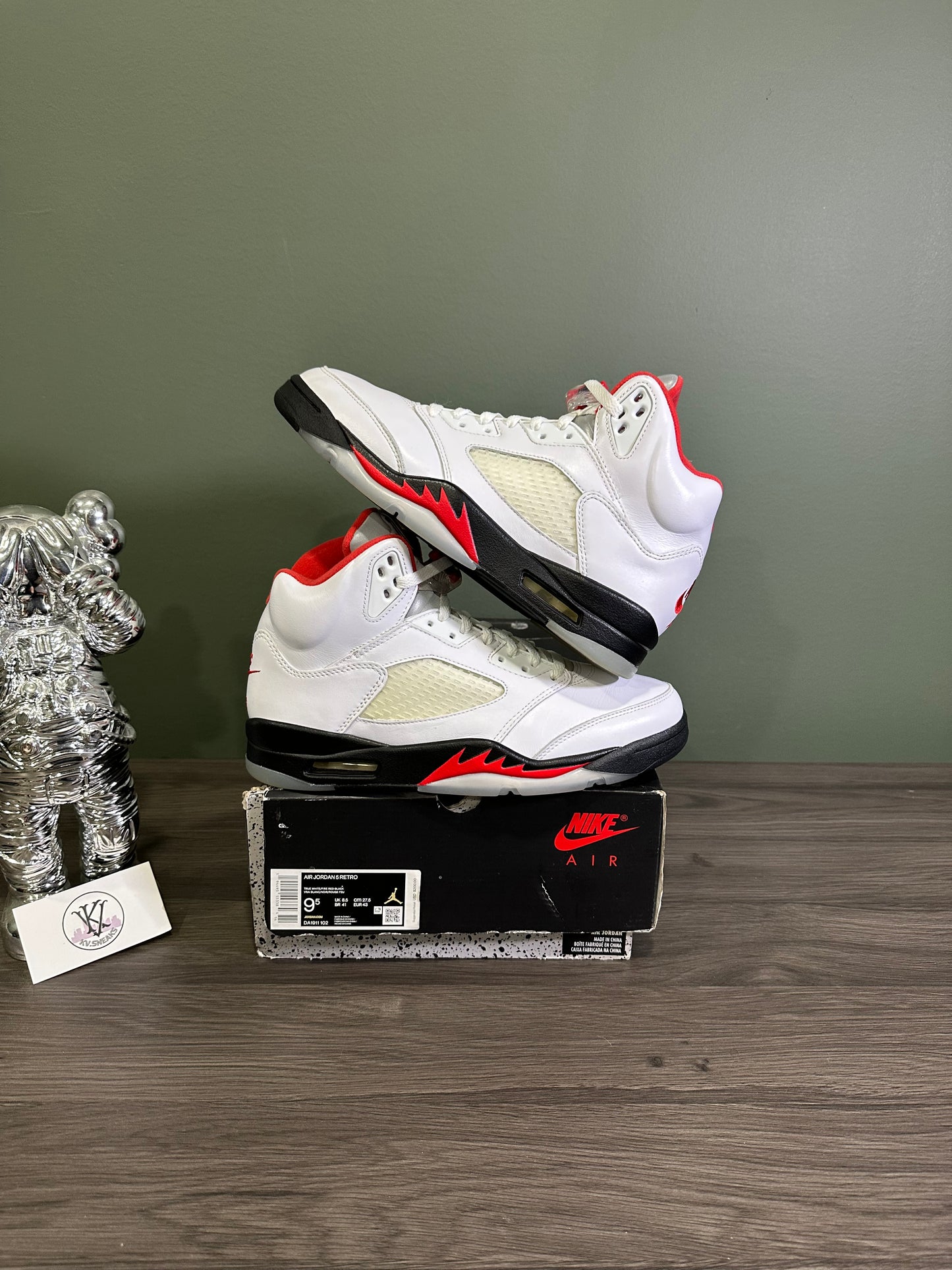 Jordan 5 Fire Red Silver Tongue 2020