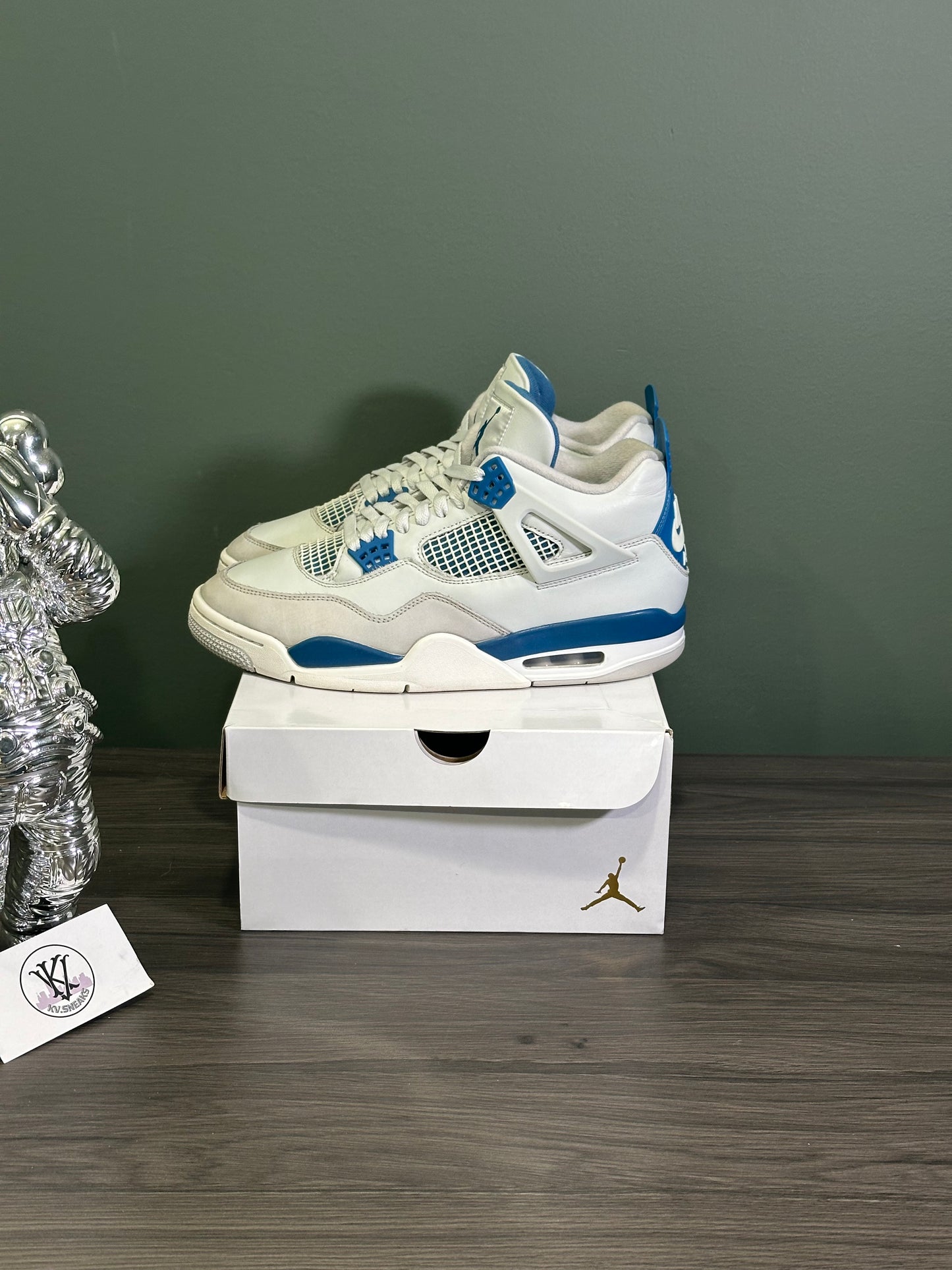 Jordan 4 Military Blue 2024