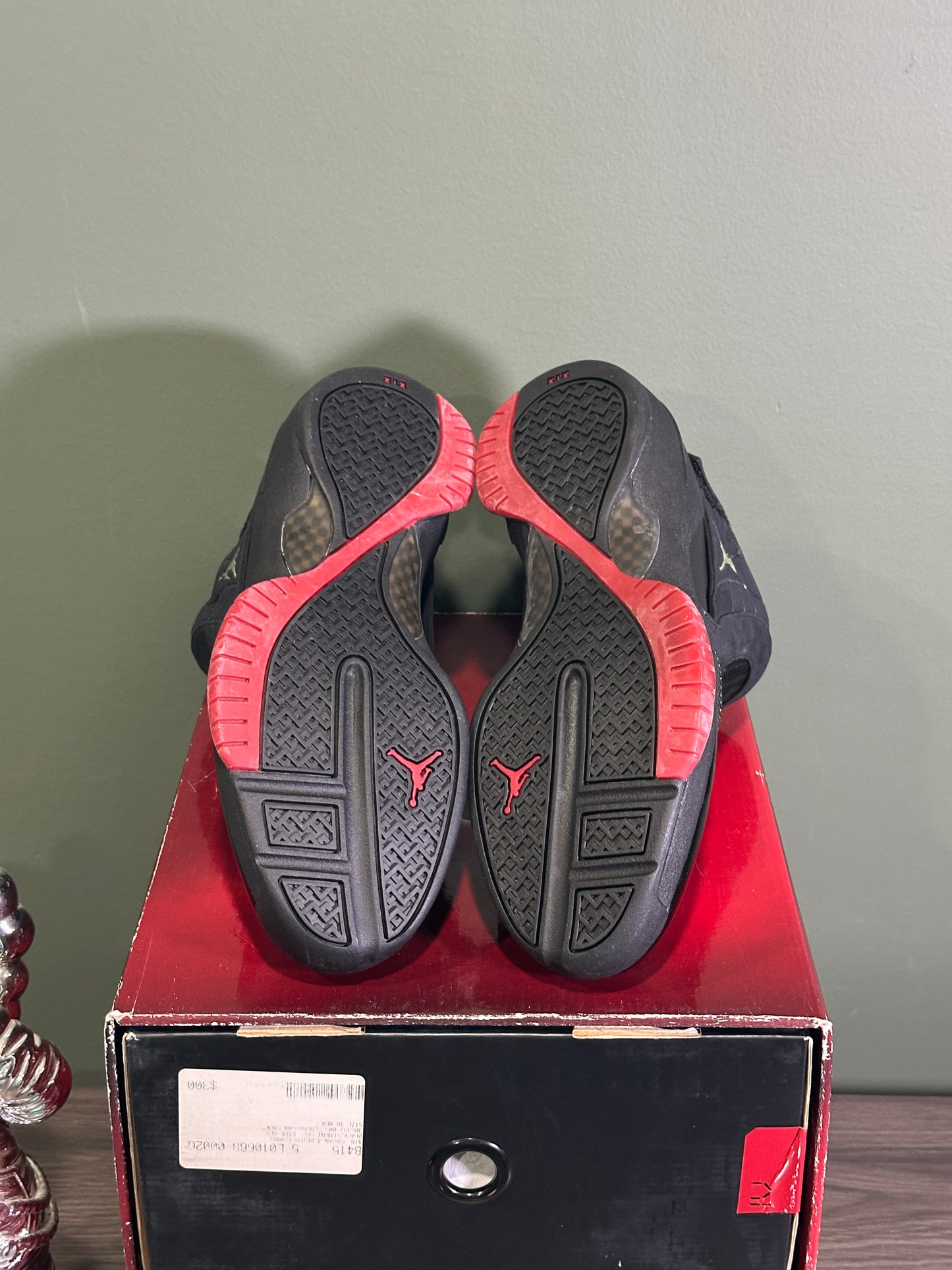 Jordan Countdown Pack (4/19)