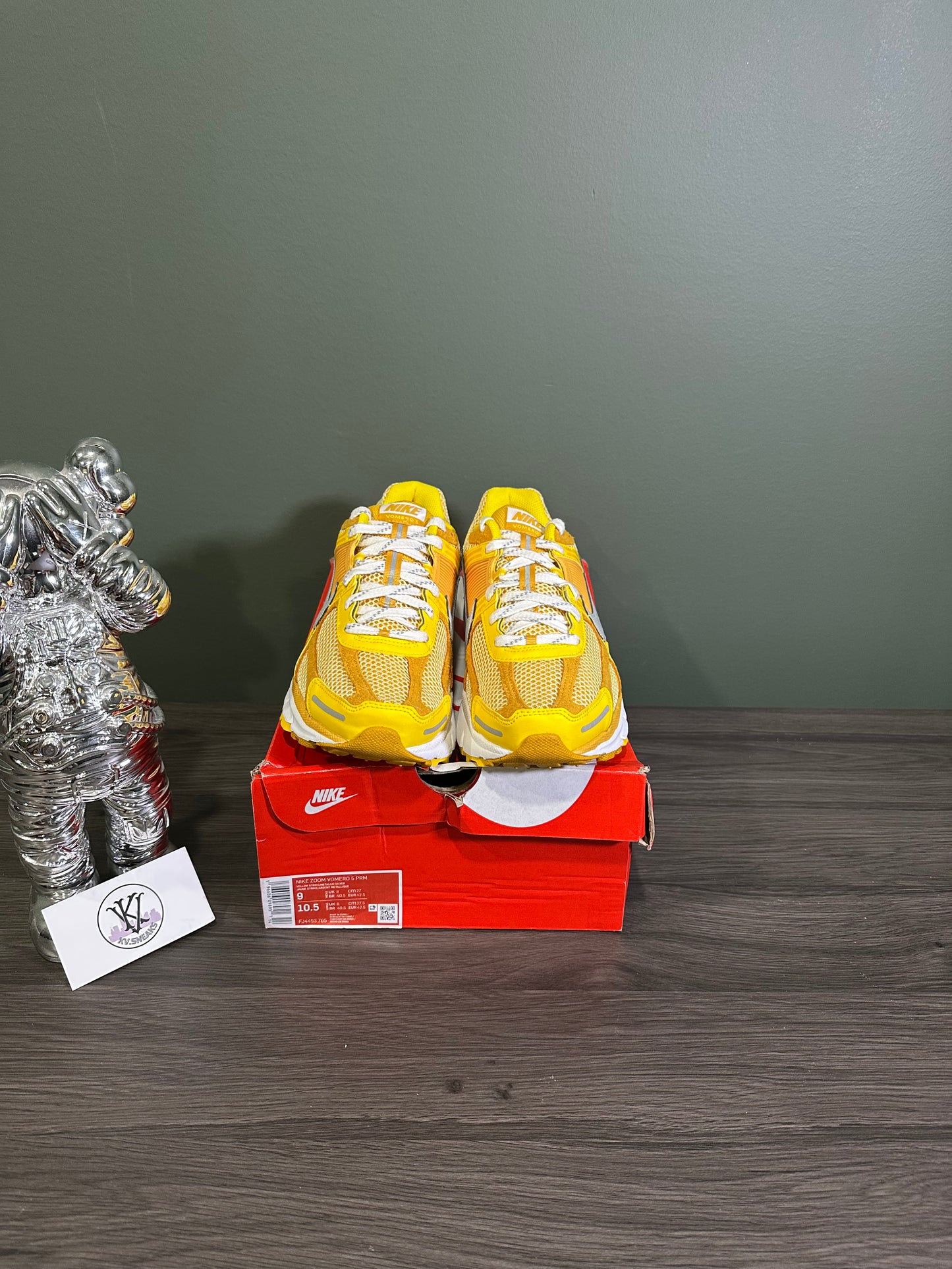 Nike Vomero 5 Yellow Ochre