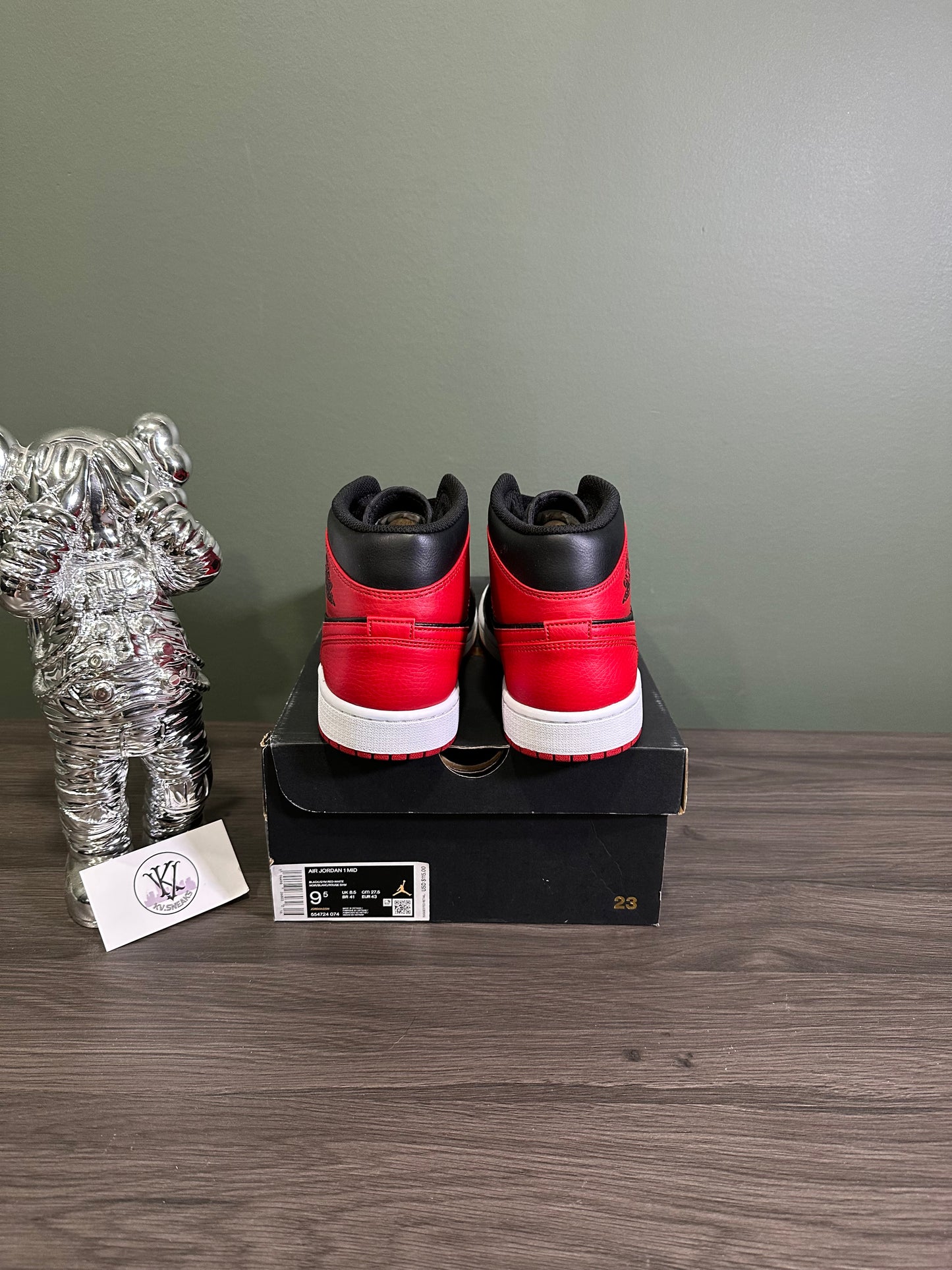 Jordan 1 Mid Banned 2020