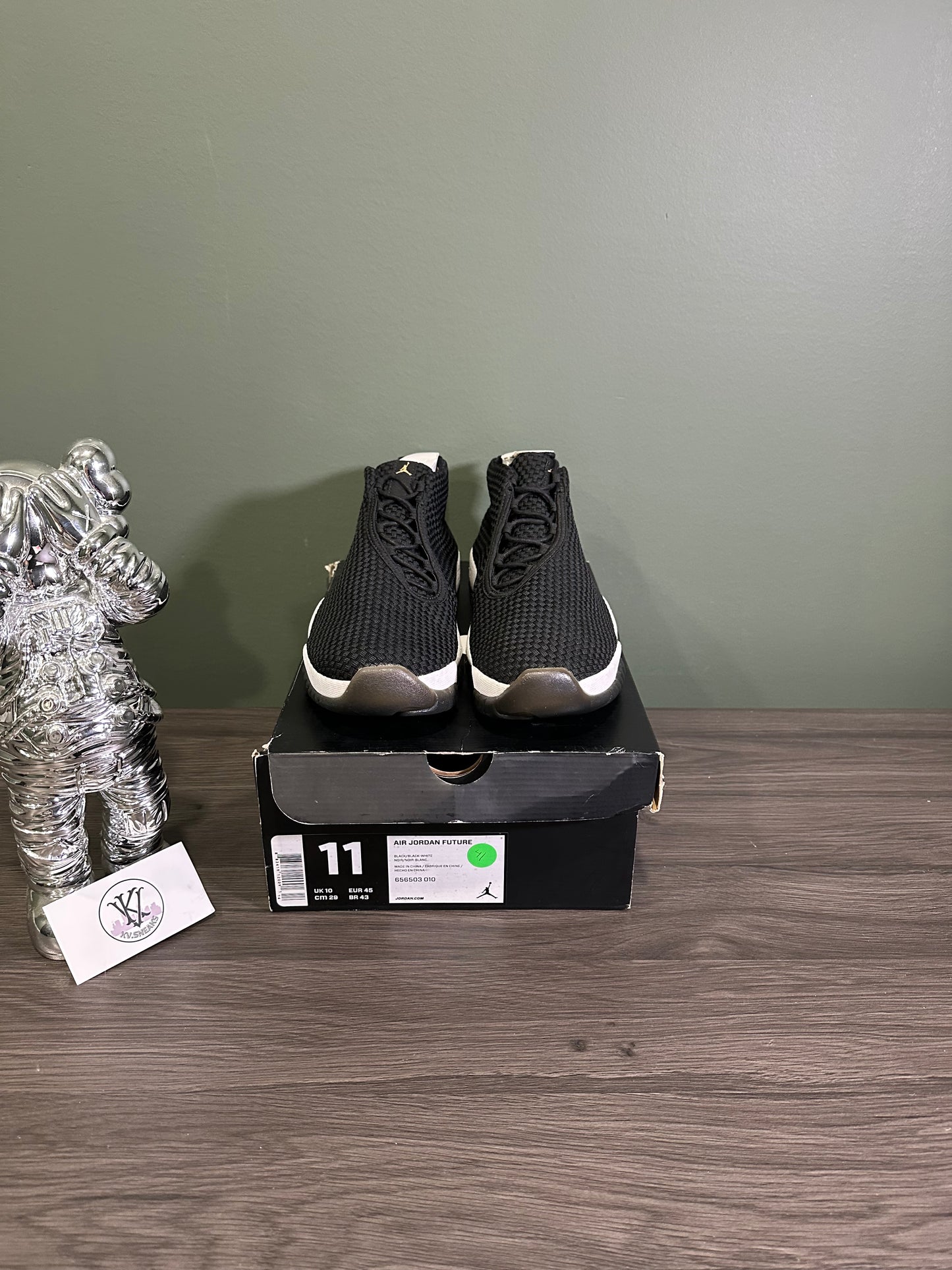 Jordan Future Black White