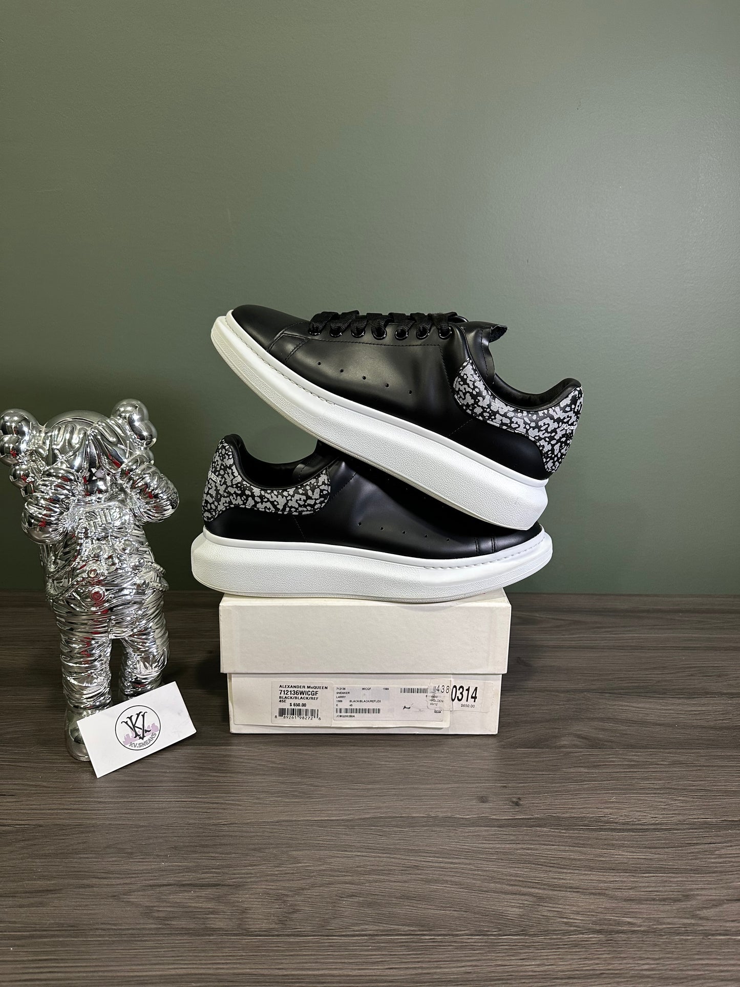 Alexander McQueen Oversized Black Reflex