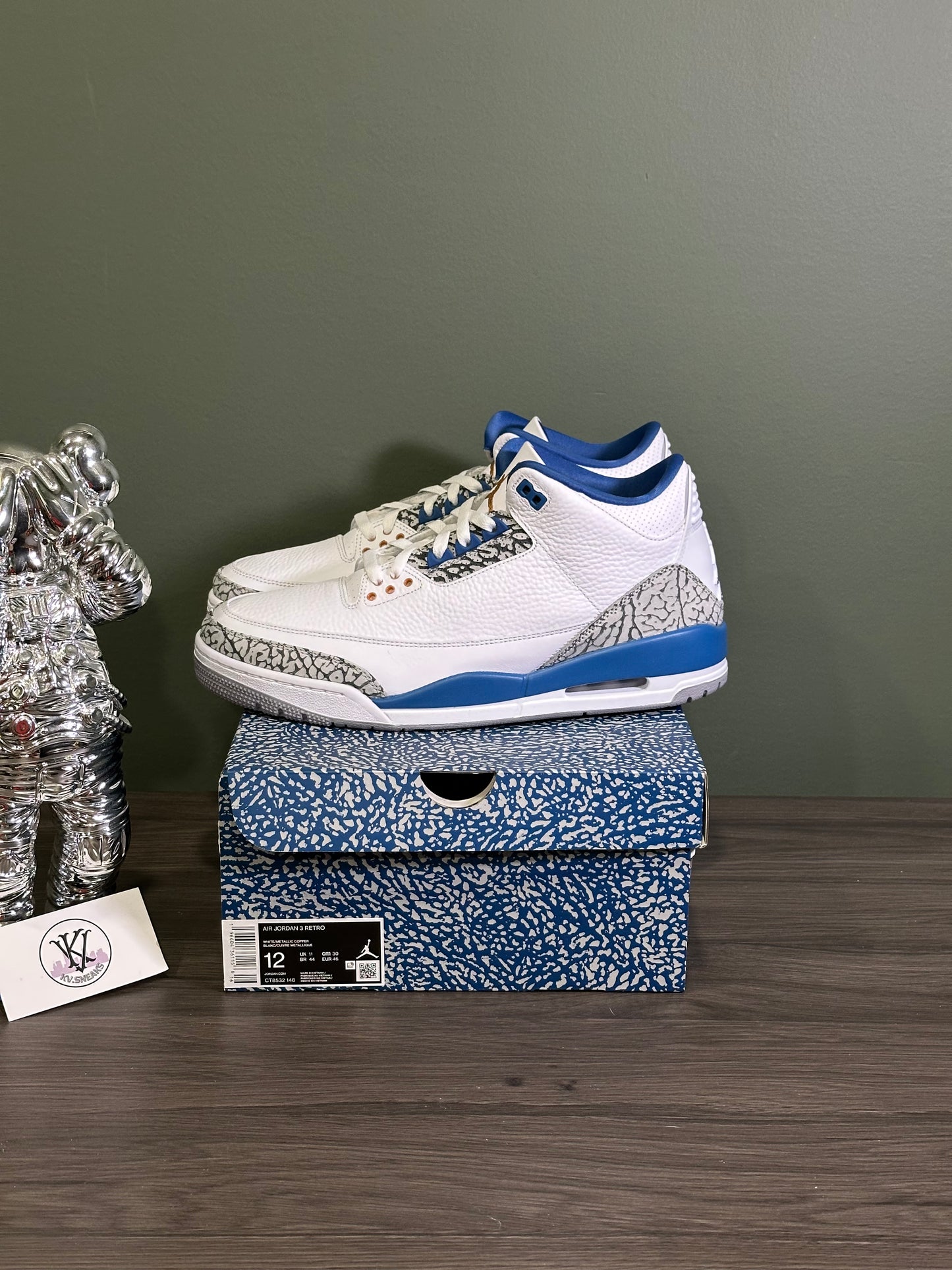Jordan 3 Wizards