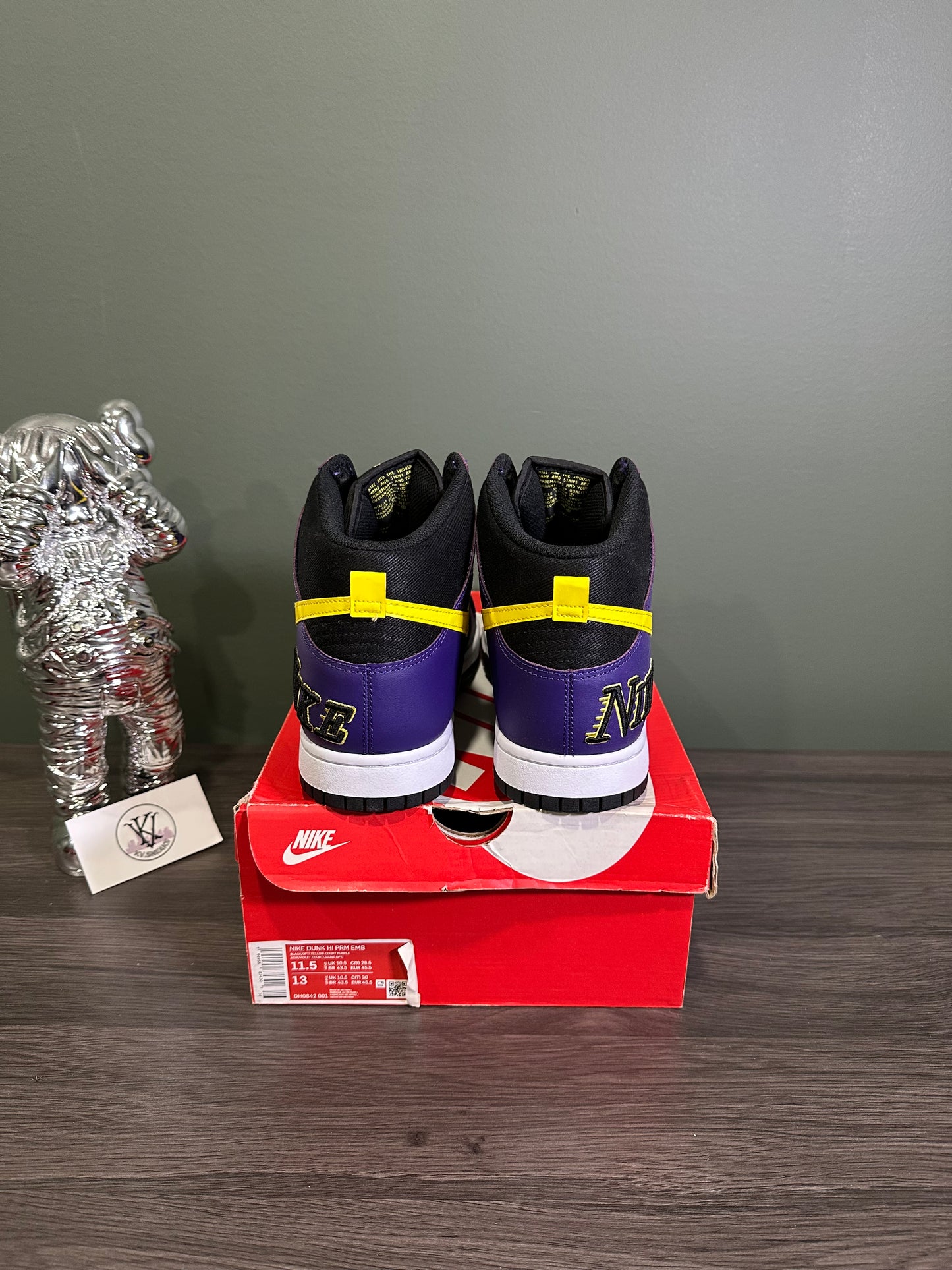 Dunk High EMB Lakers