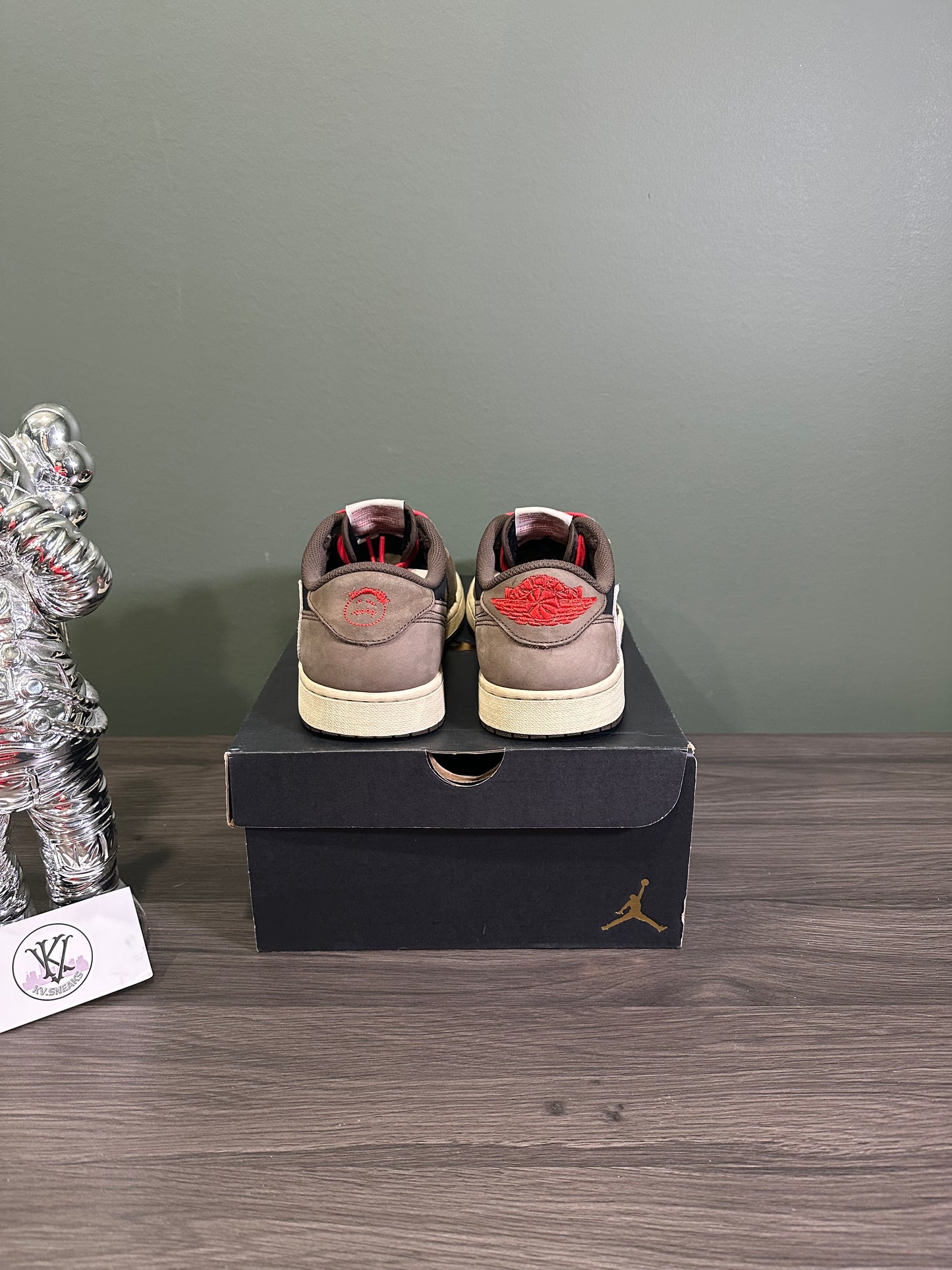 Jordan 1 Low Travis Scott Mocha