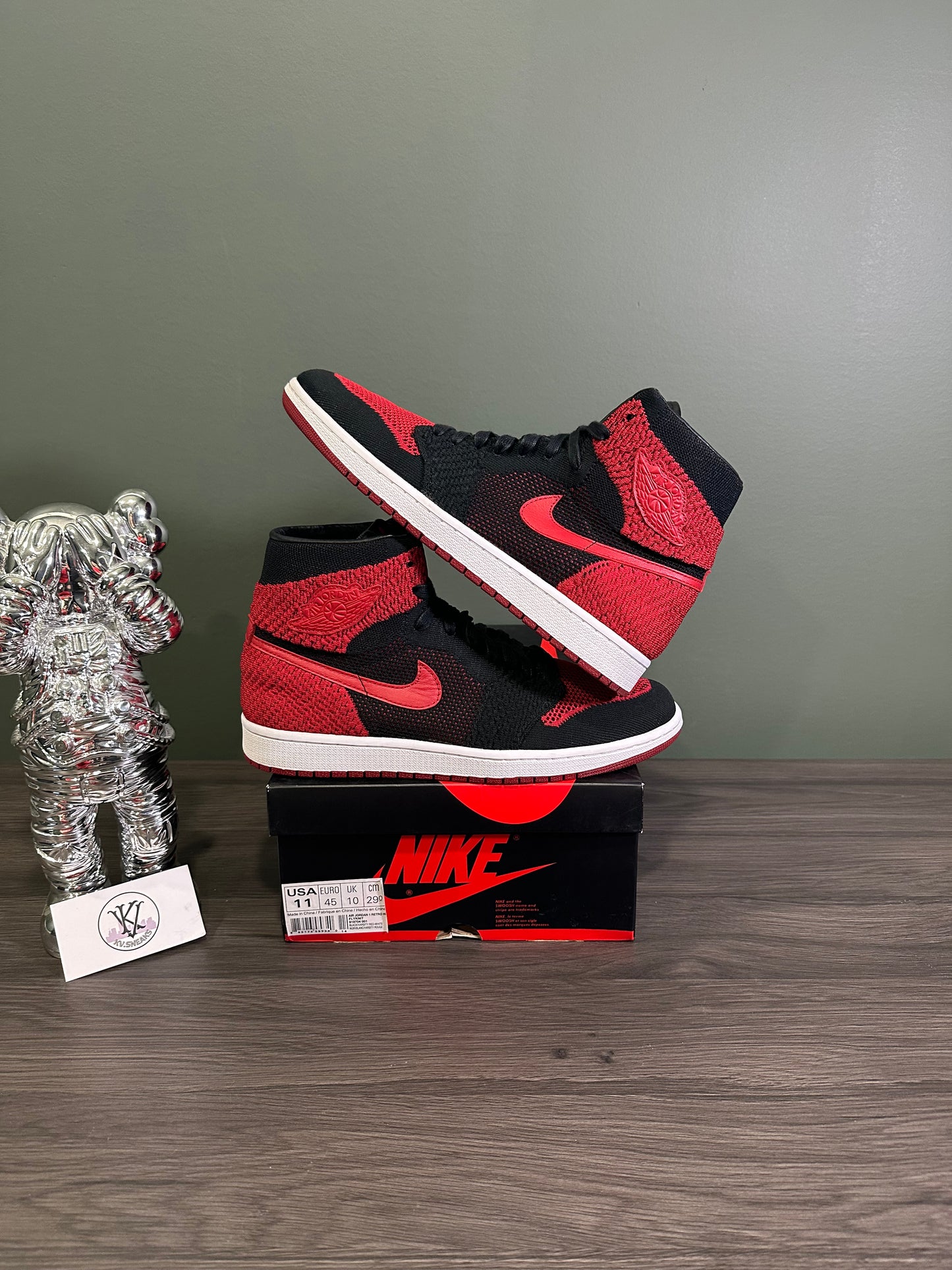 Jordan 1 High Flyknit Bred
