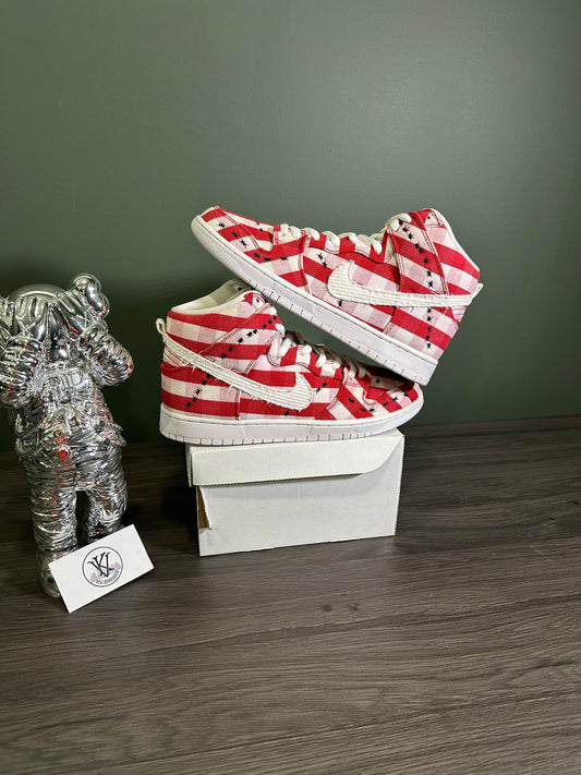 Dunk High SB Picnic