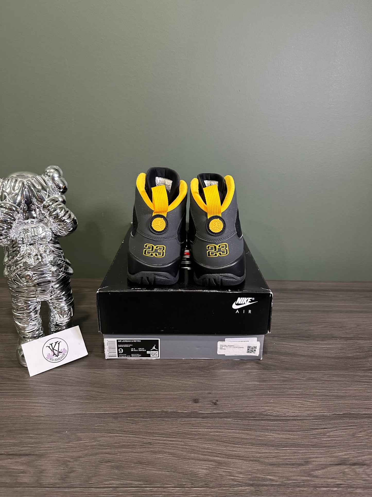 Jordan 9 Dark Charcoal University Gold