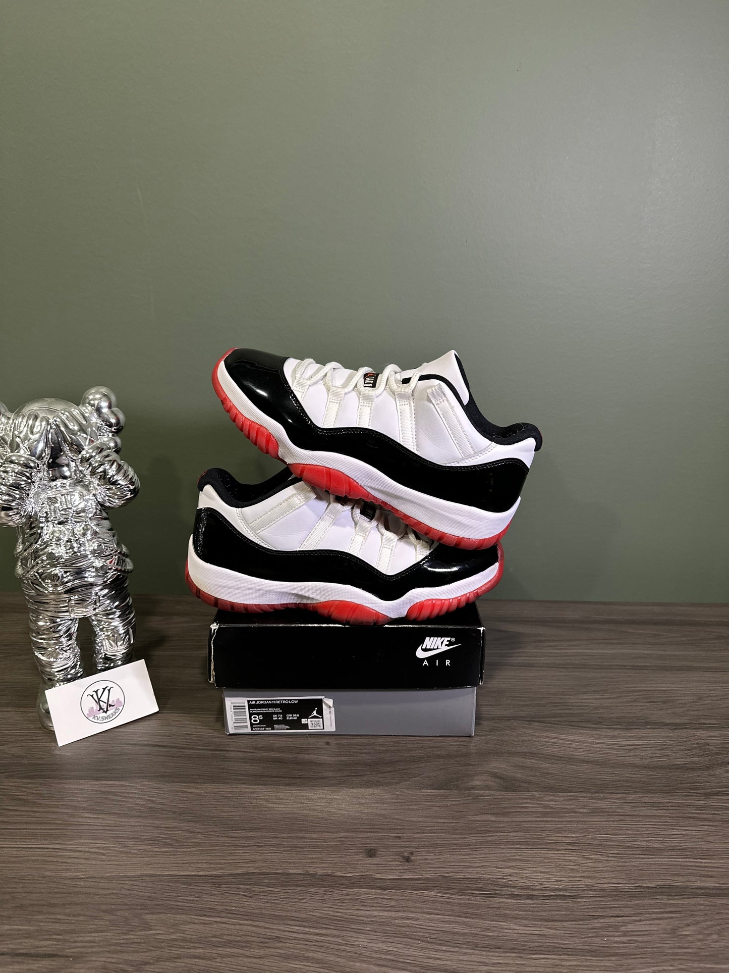 Jordan 11 Low Concord Bred