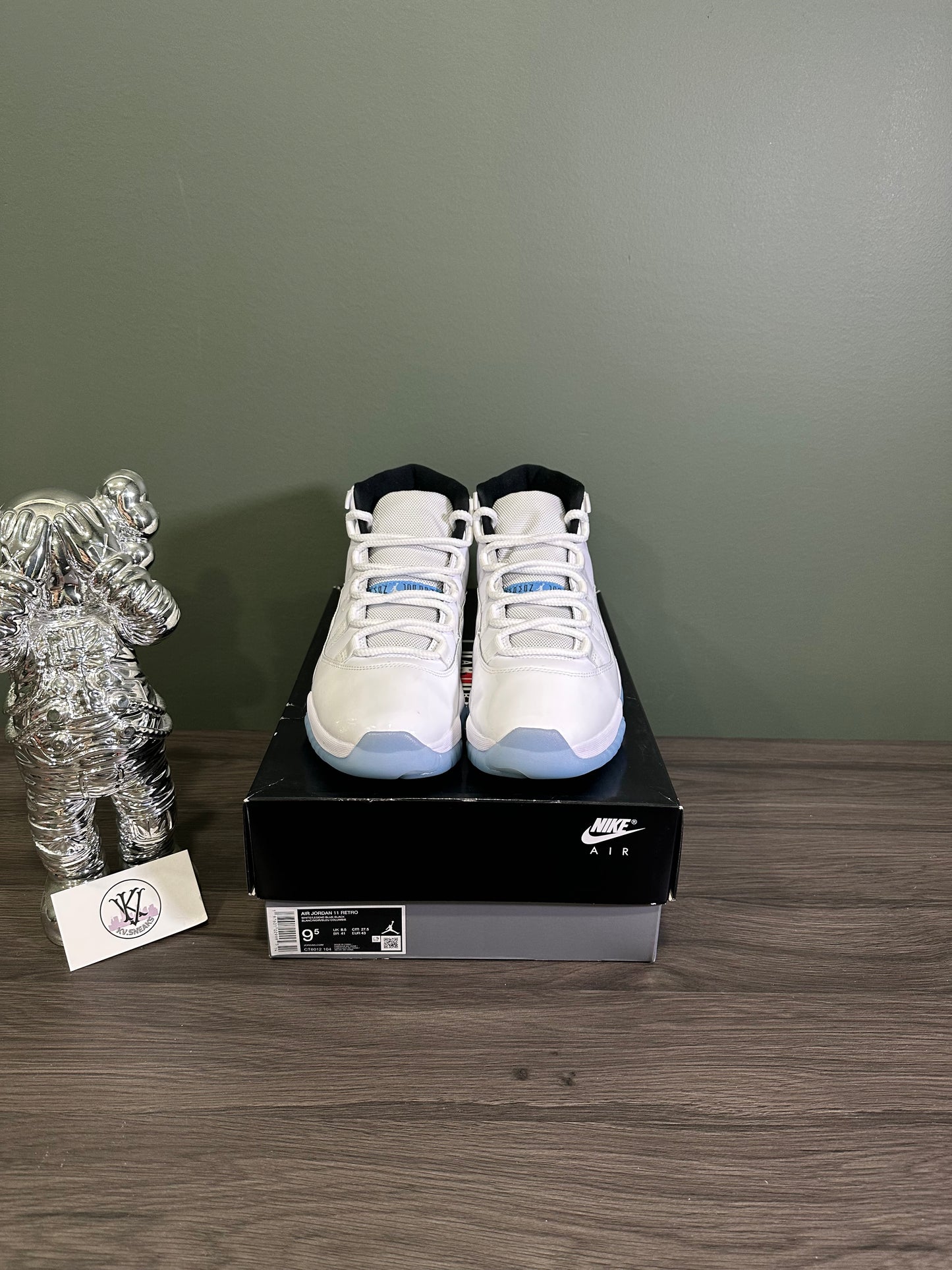 Jordan 11 Legend Blue 2024