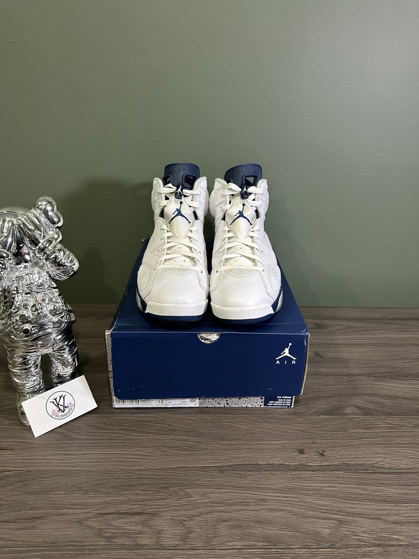 Jordan 6 Midnight Navy