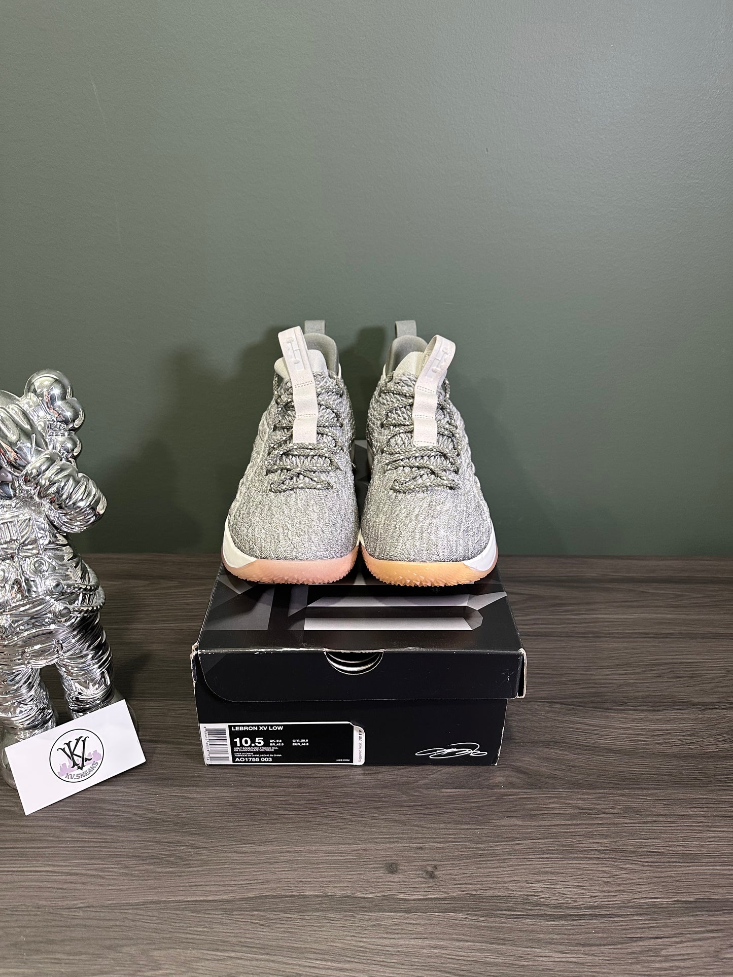 LeBron 15 Low Light Bone