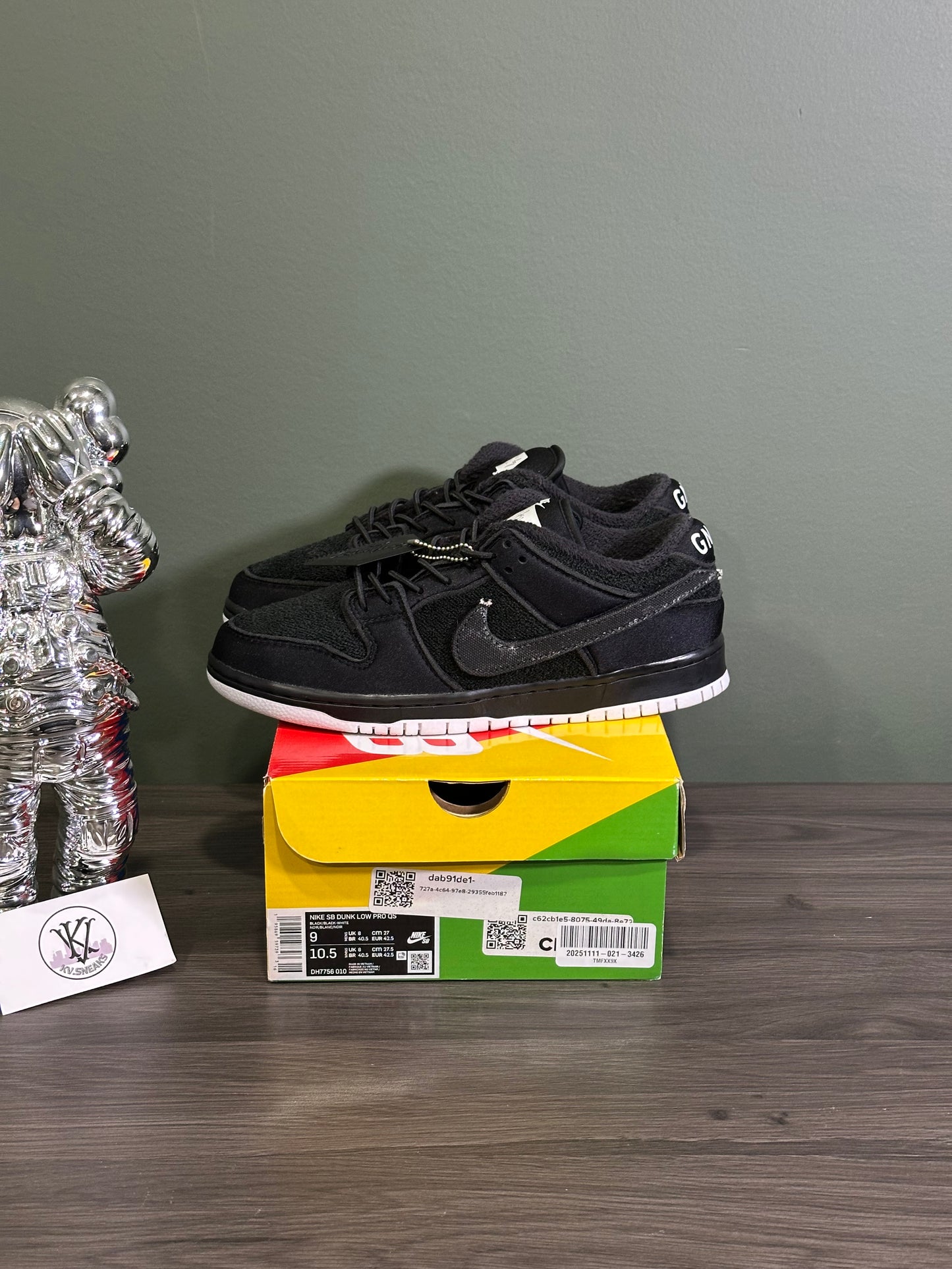 Dunk Low SB Gnarhunters