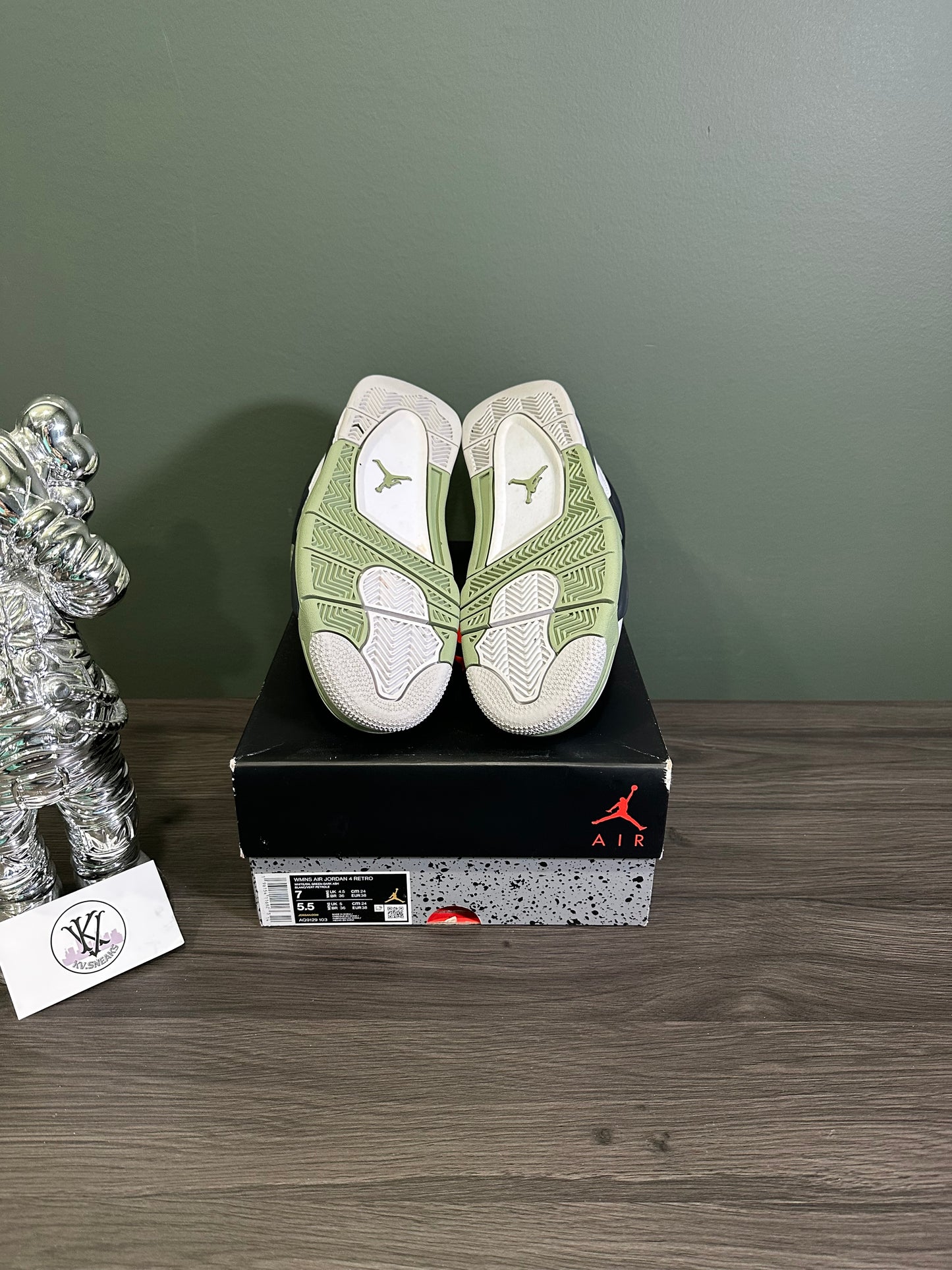 Jordan 4 Seafoam