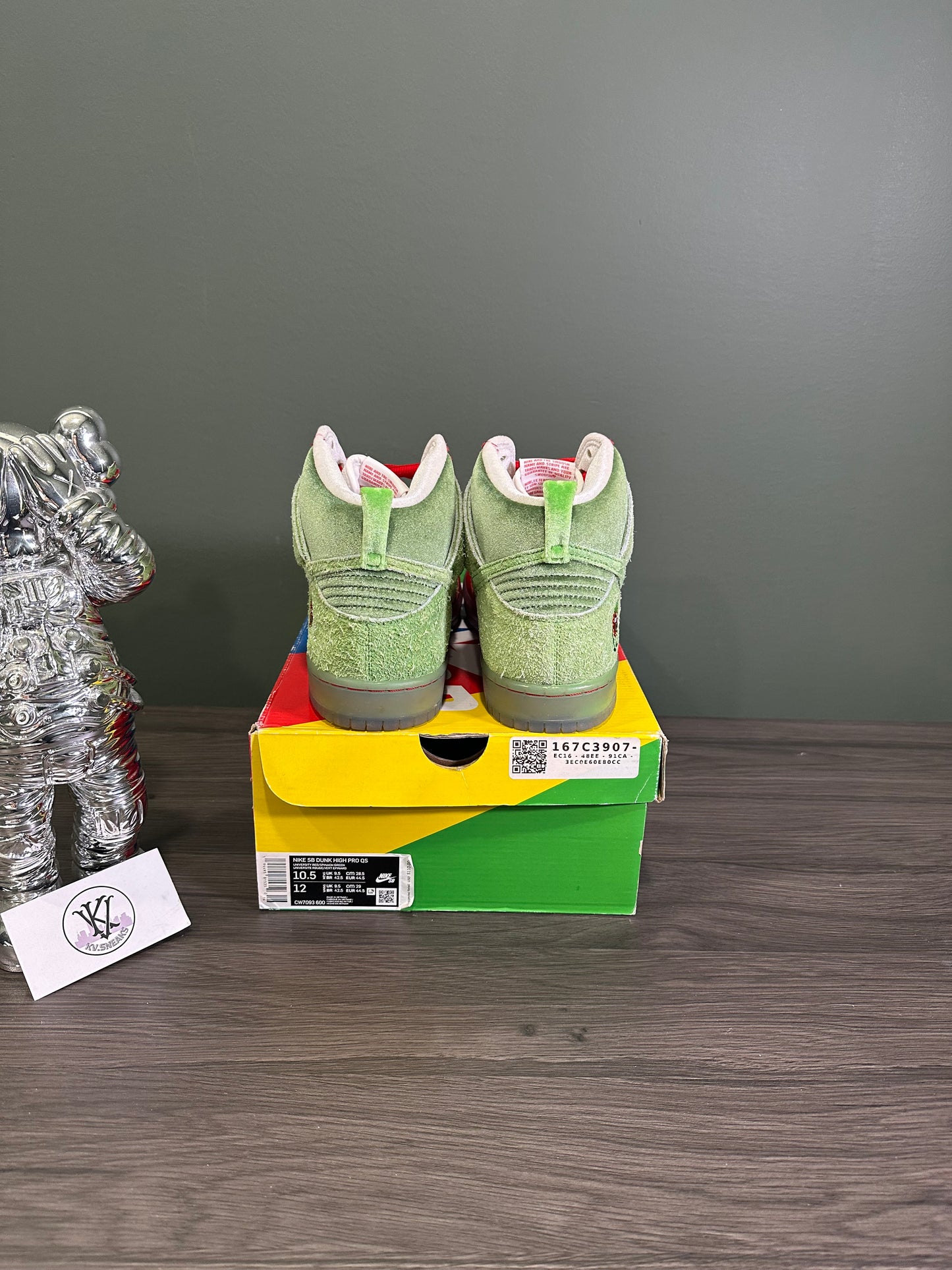 Dunk High SB Strawberry Cough