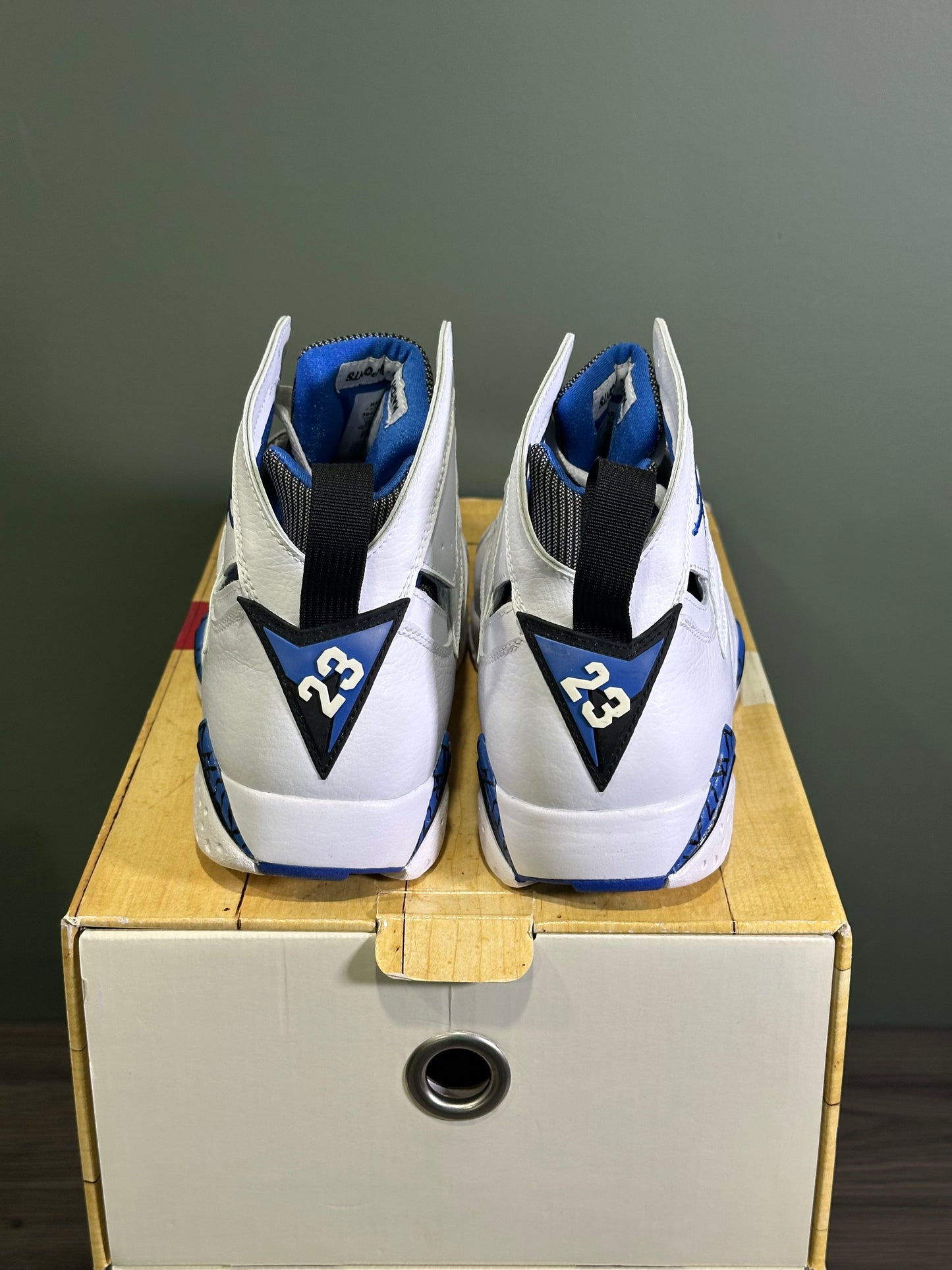 Jordan Defining Moments Pack (7/7)