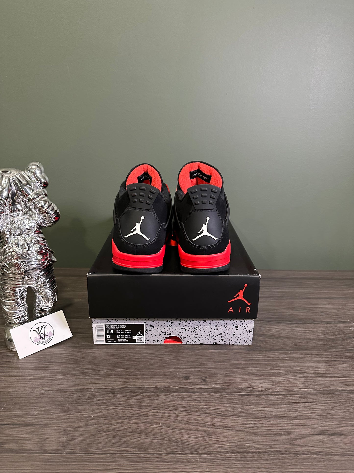 Jordan 4 Red Thunder