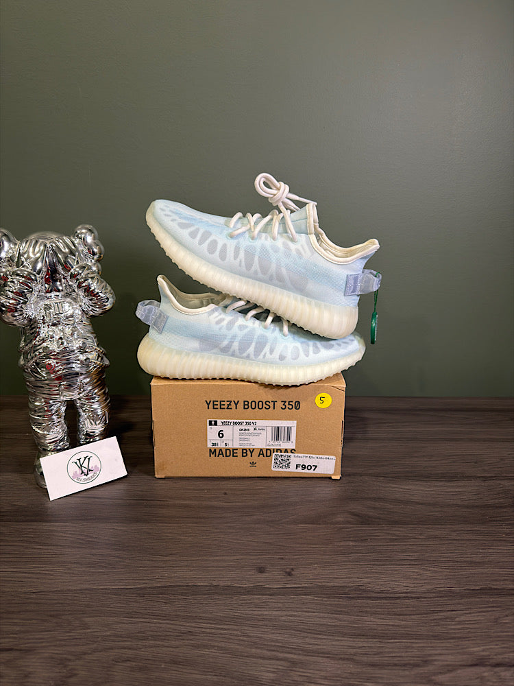 Yeezy 350 Mono Ice