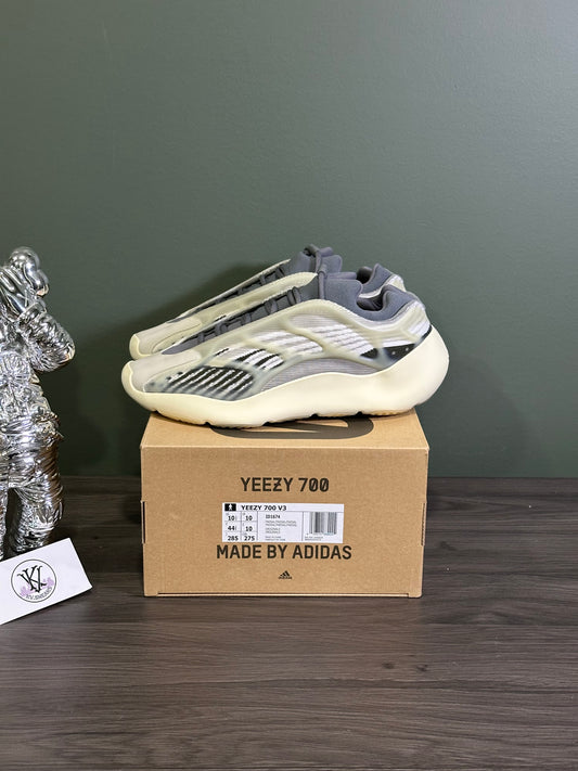 Yeezy 700 V3 Fade Salt
