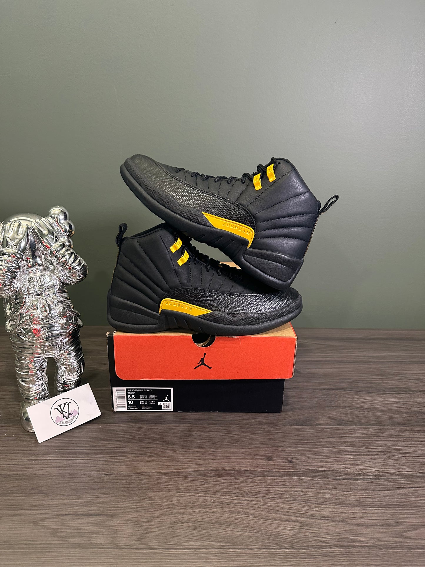 Jordan 12 Black Taxi