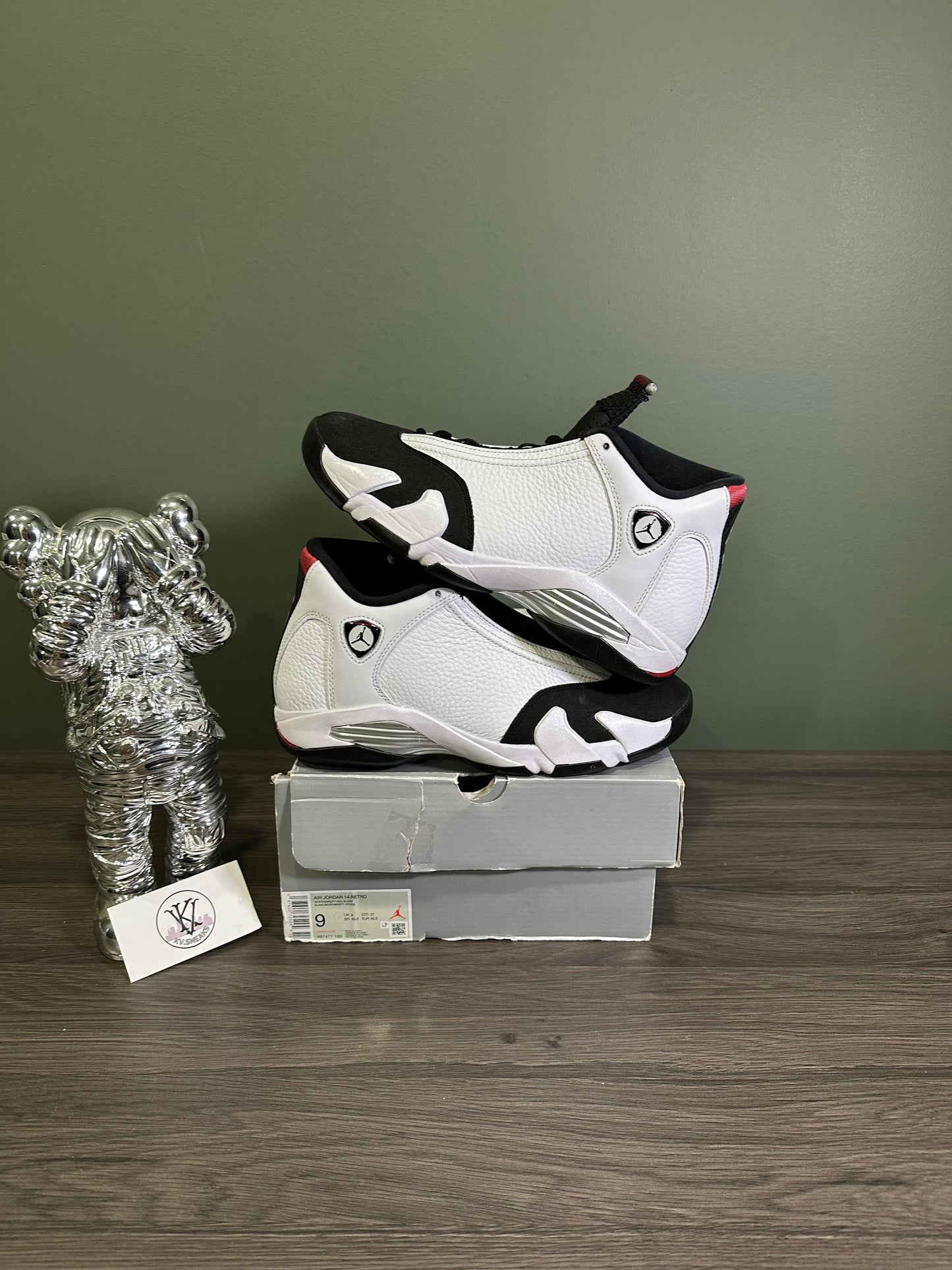 Jordan 14 Black Toe 2024