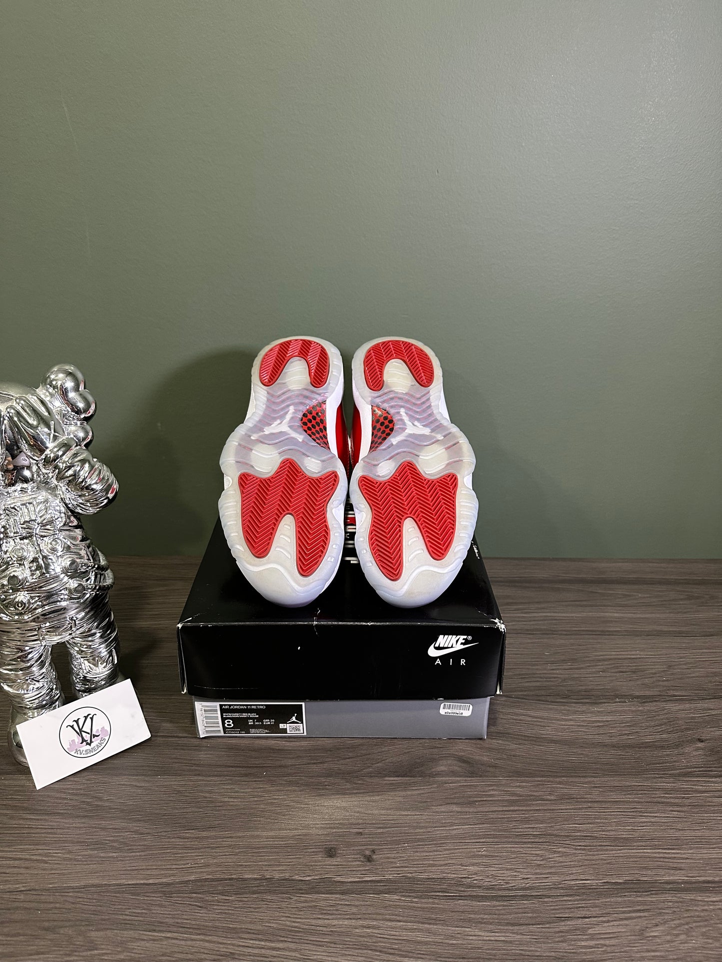 Jordan 11 Cherry
