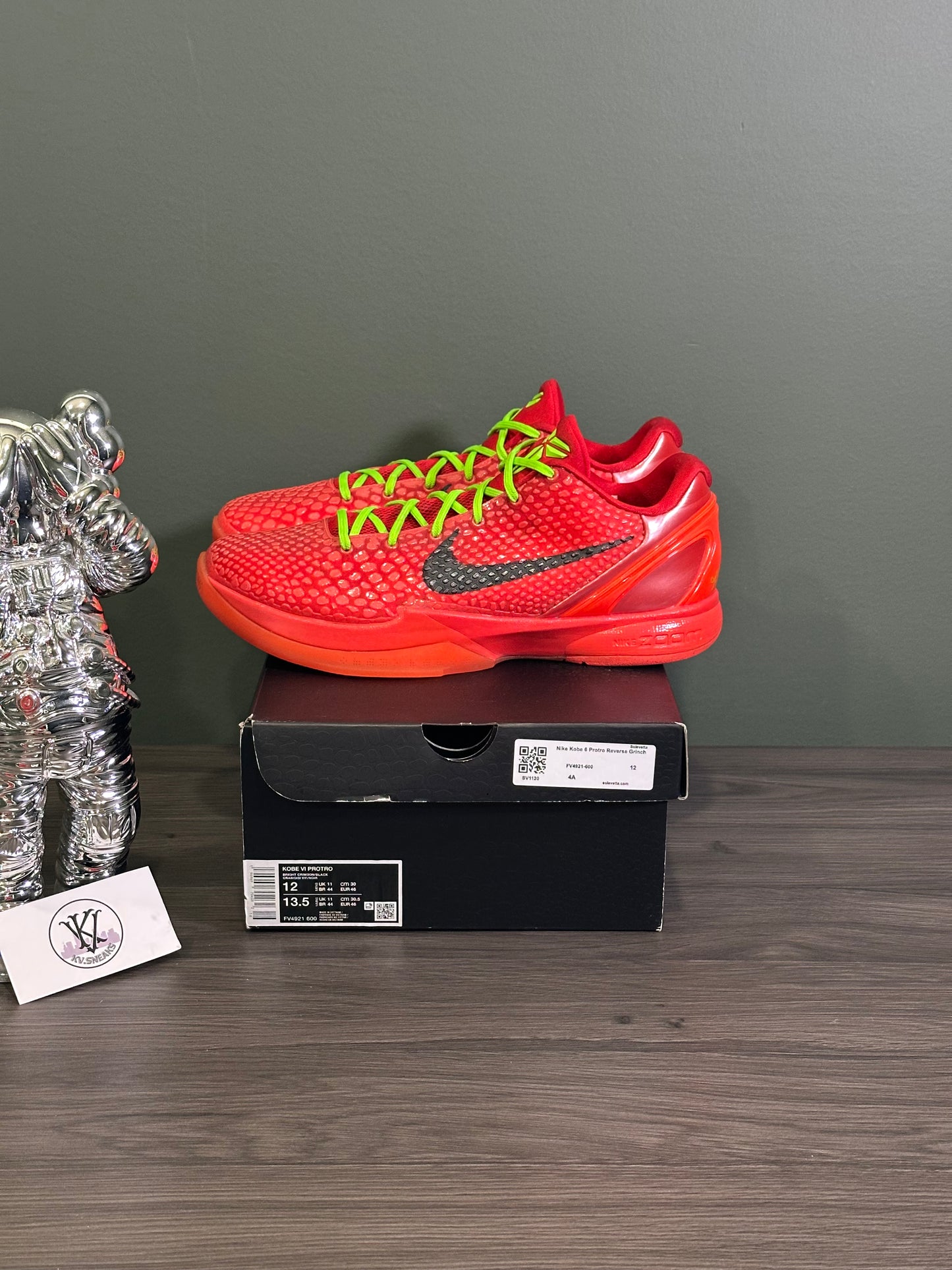 Kobe 6 Reverse Grinch