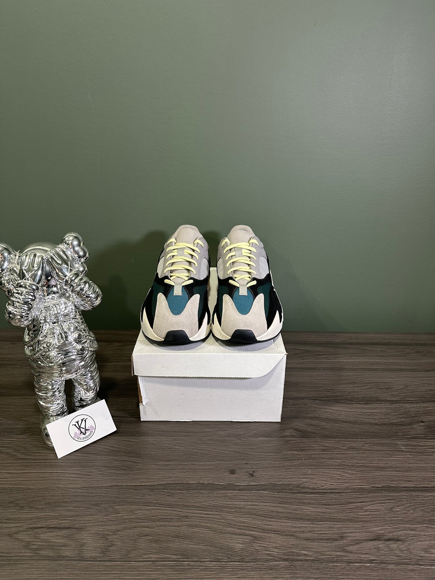 Yeezy 700 Wave Runner