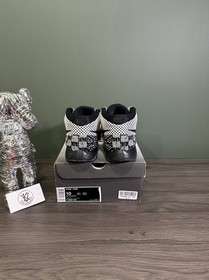Kyrie 1 BHM