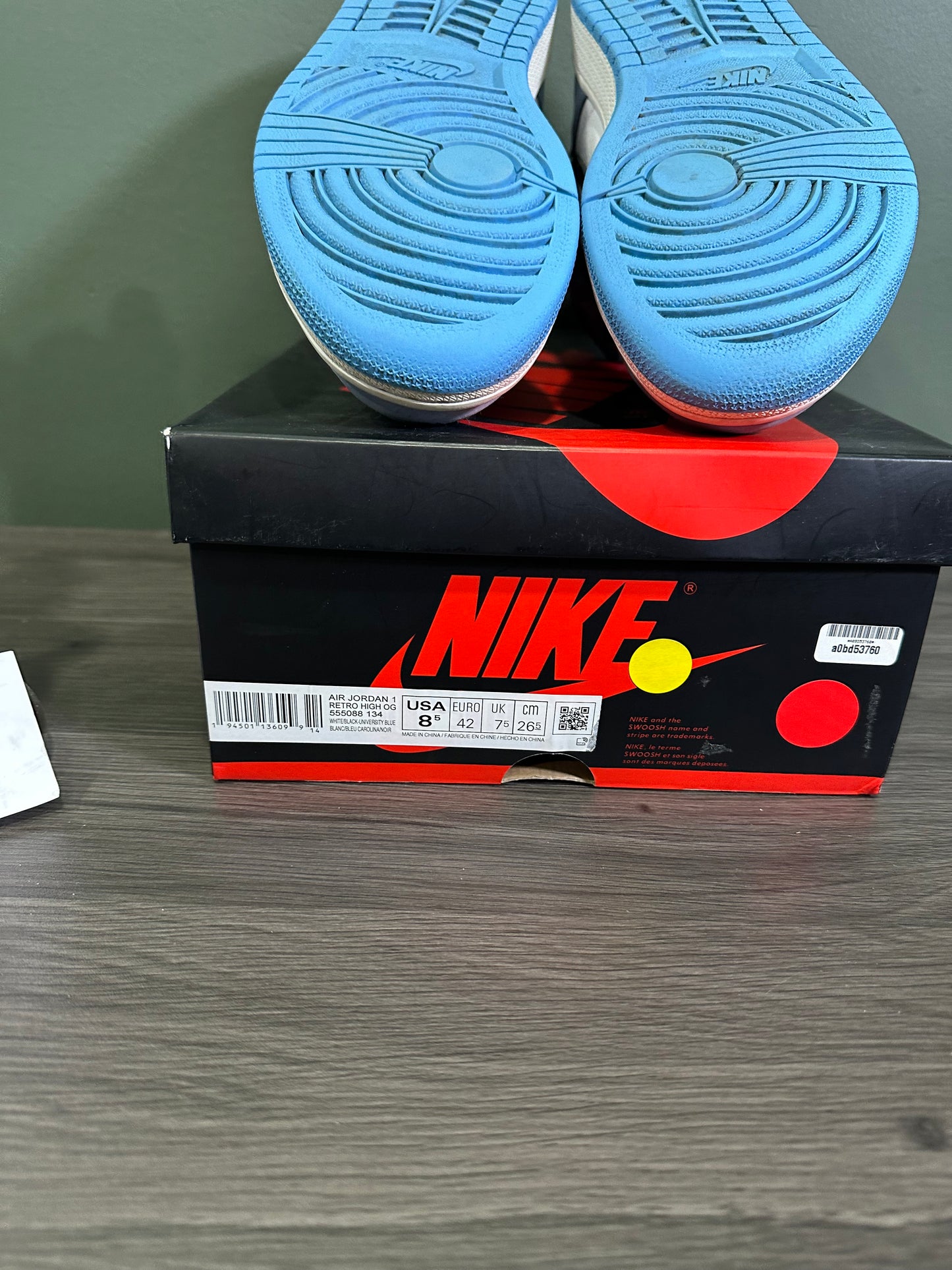 Jordan 1 High University Blue