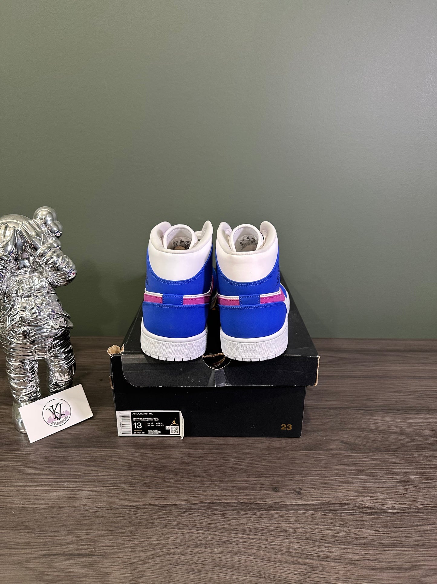 Jordan 1 Mid Hyper Royal Hyper Violet