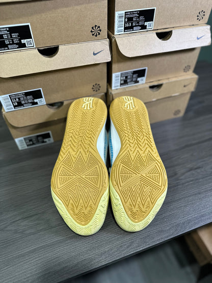 Nike Kyrie Flytrap 6 Sanddrift Blue Lightning