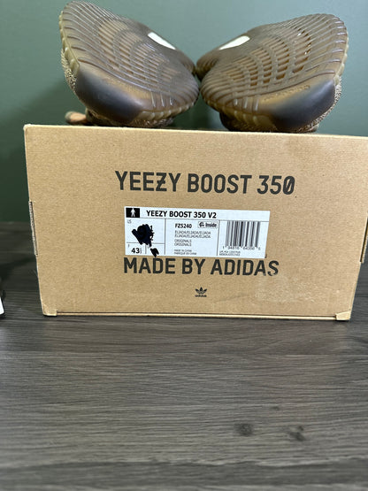 Yeezy 350 Sand Taupe