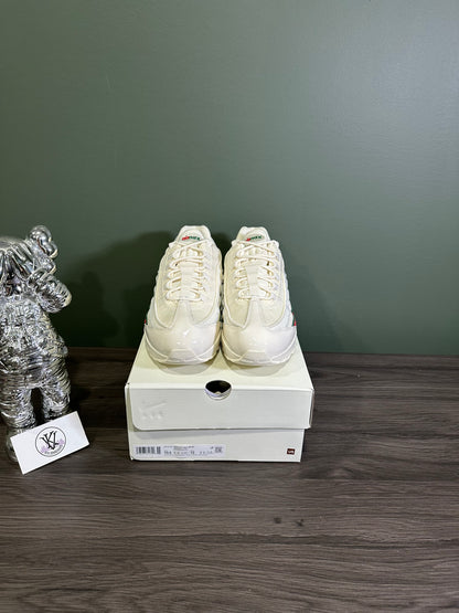 Air Max 95 Undefeated Sail