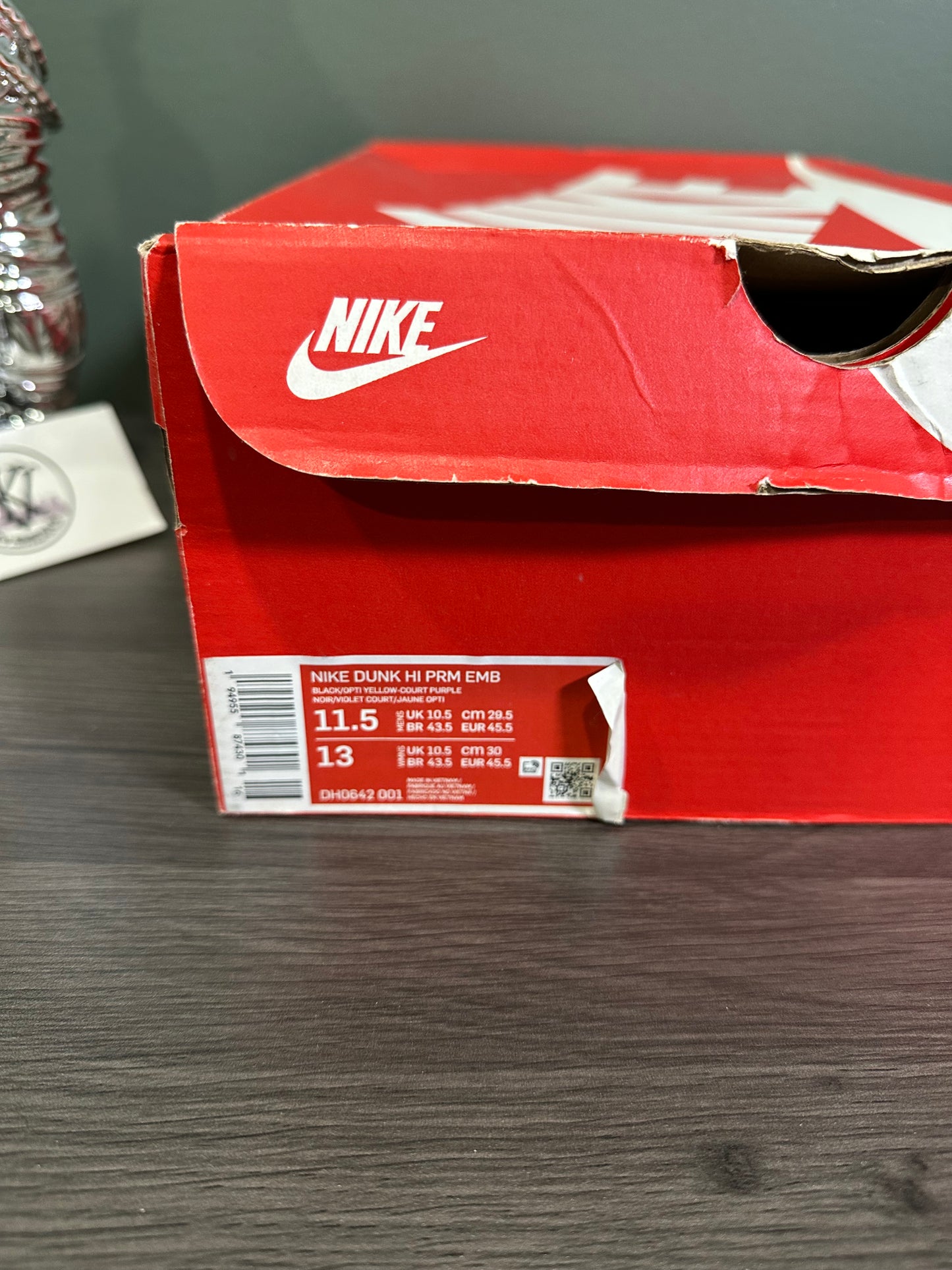 Dunk High EMB Lakers