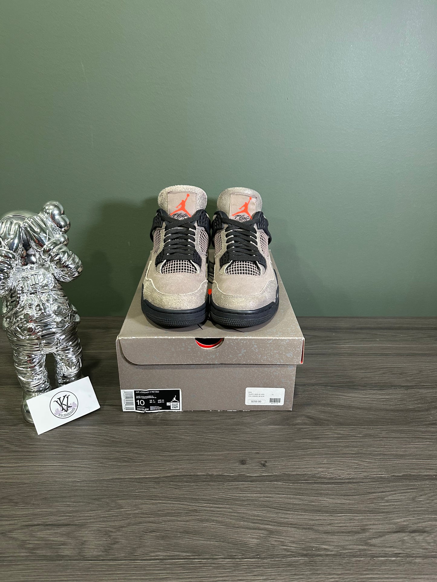 Jordan 4 Taupe Haze