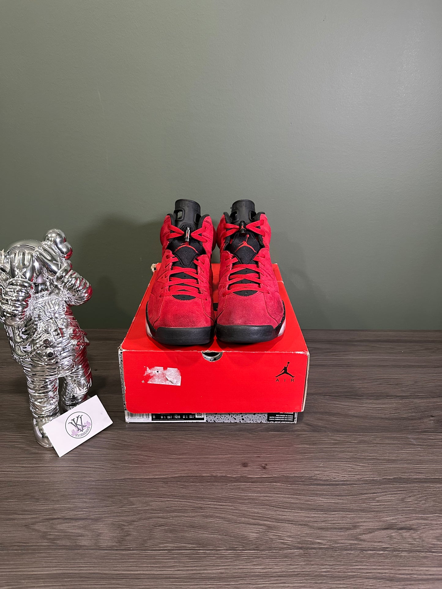 Jordan 6 Toro Bravo