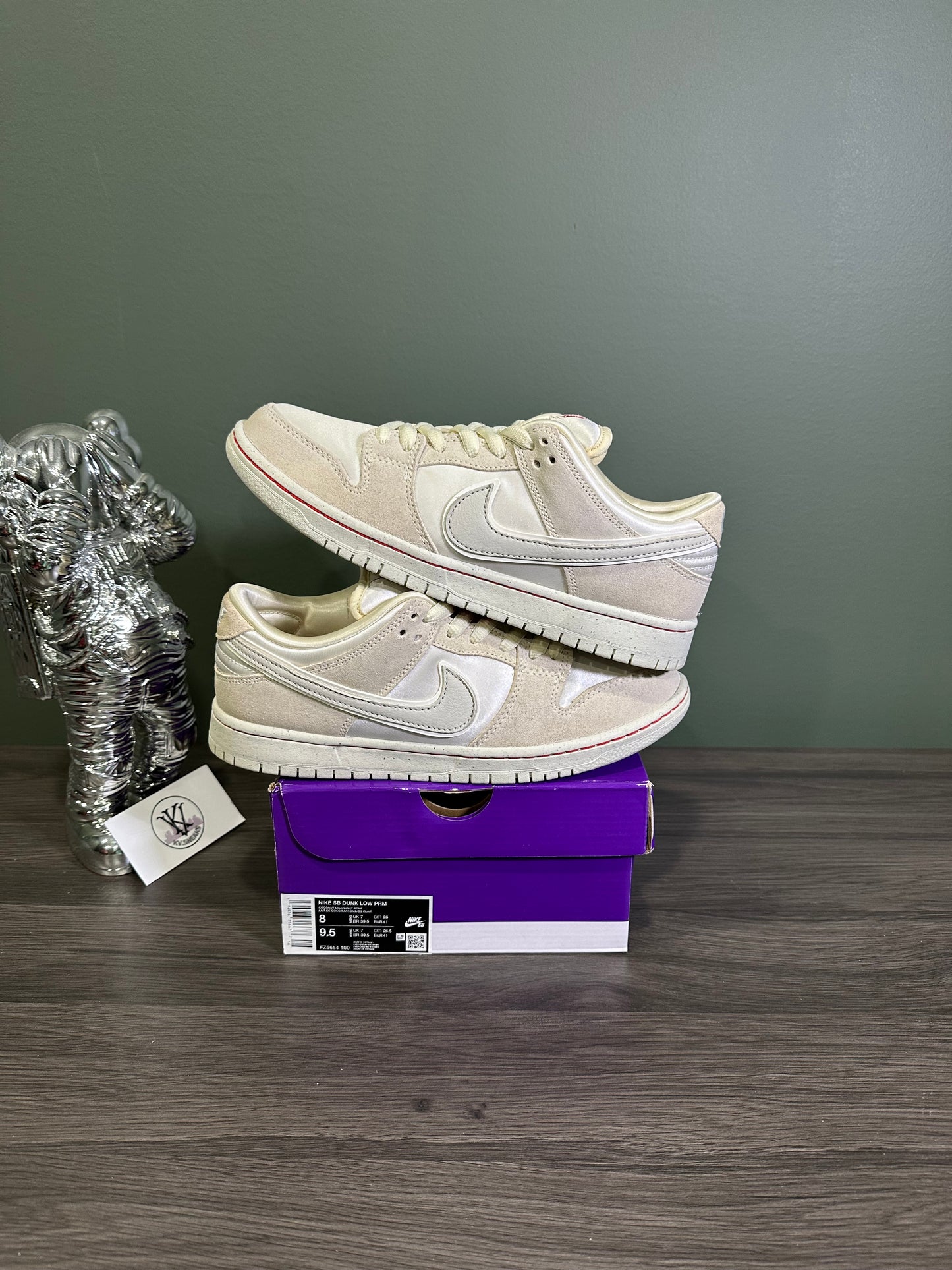 Dunk Low SB City Of Love Light Bone