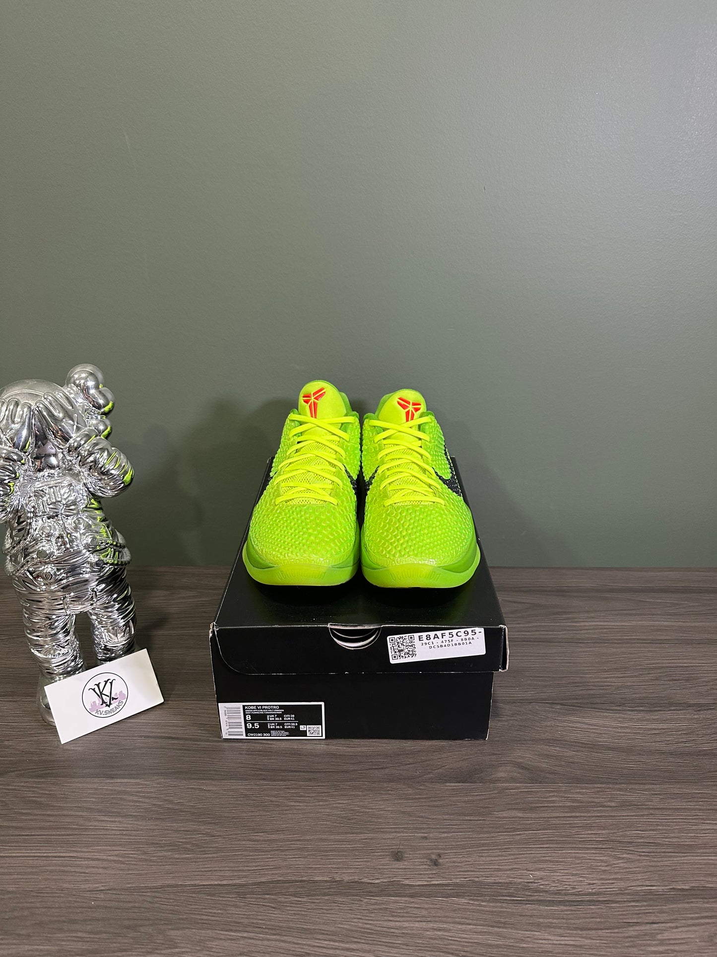 Kobe 6 Grinch 2020