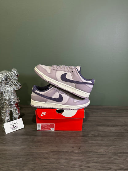 Dunk Low SE Light Violet Ore