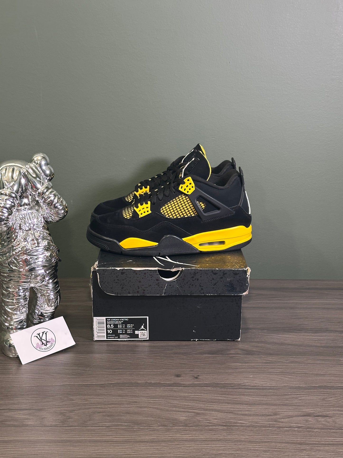 Jordan 4 Yellow Thunder