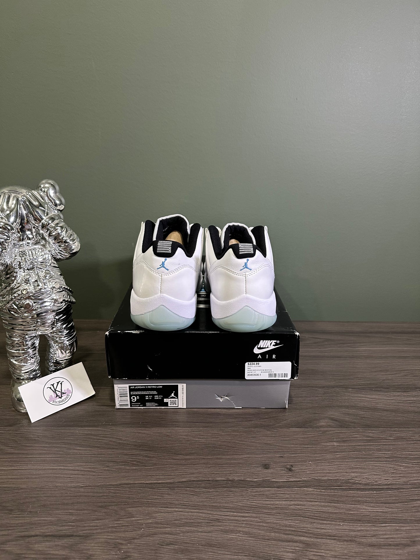 Jordan 11 Low Legend Blue