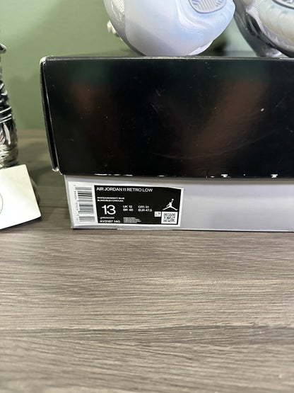 Jordan 11 Low Cement Grey
