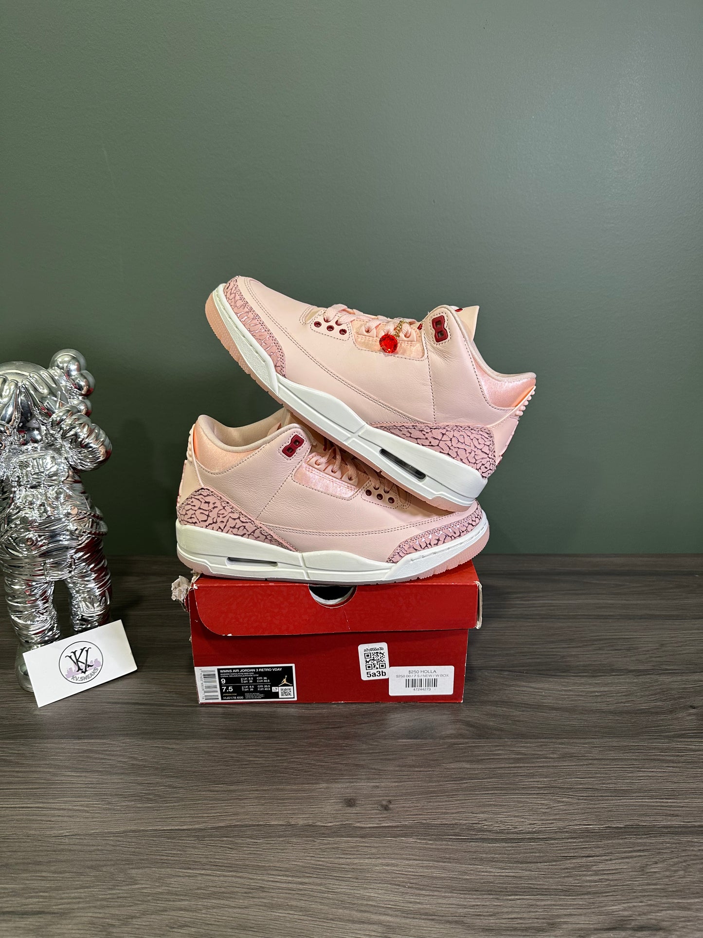 Jordan 3 Valentine’s Day Treat Yourself