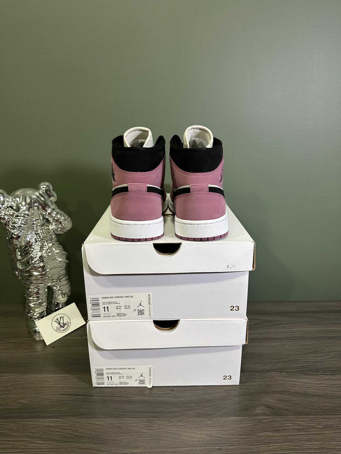 Jordan 1 Mid SE Light Mulberry